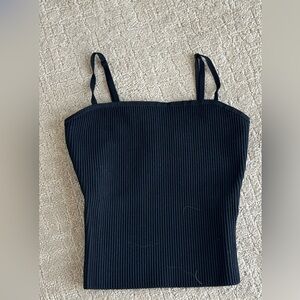 Aritzia babaton sculpt tank